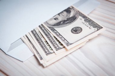 Para bir zarf içinde