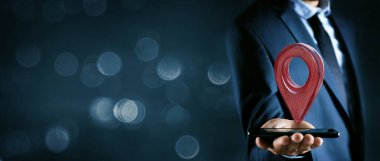 Konum simgesi olan kırmızı harita işaretçisi. konum işaretleyici sembolü