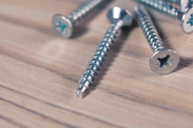 vida, tahta arka planda vidalar