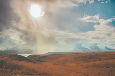 Dağların güzel manzarası