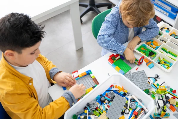Programmierkurs Für Robotik Kinder Konstruieren Und Programmieren Roboter Mint Ausbildung — Stockfoto