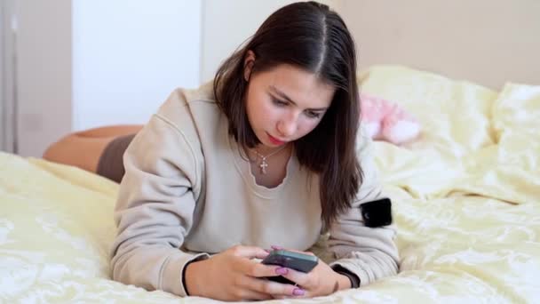 Young Teen Concerned Woman Using Smartphone Teenage Girl Scrolling Watching — Stock Video