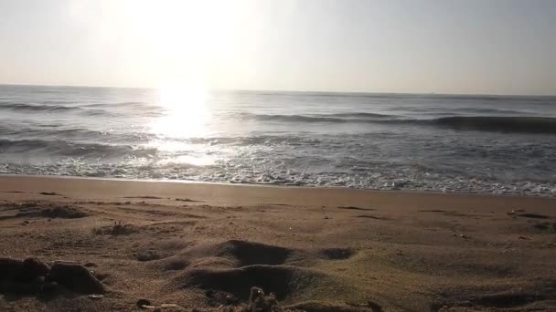 Beautiful Sunrise Beach Horizon Sunrise Англійською Океан Золоте Сонце Піднімаються — стокове відео
