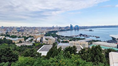 Bakü, Azerbaycan 'ın başkenti. Sovyet-Müslüman karışımının modernist tarzda harika bir karışımı.