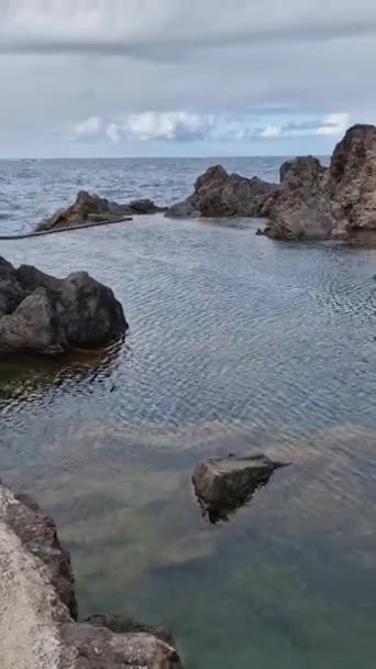 Piscine Naturale Spectaculoase Porto Moniz Madeira — Videoclip de stoc