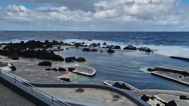 Espetaculares Piscinas Naturais Porto Moniz Madeira — Vídeo de Stock
