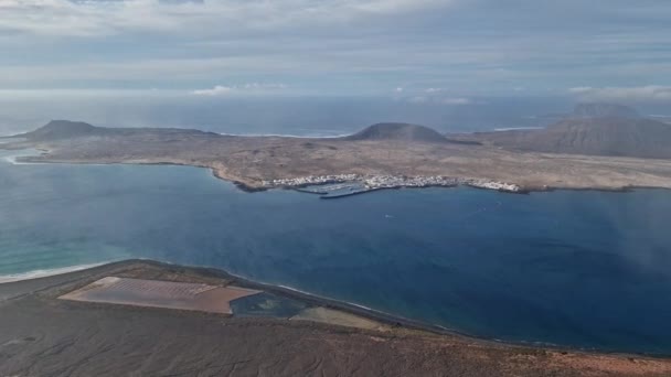 Mirador Del Kultowy Punkt Widokowy Lanzarote Oferuje Zapierającą Dech Piersiach — Wideo stockowe