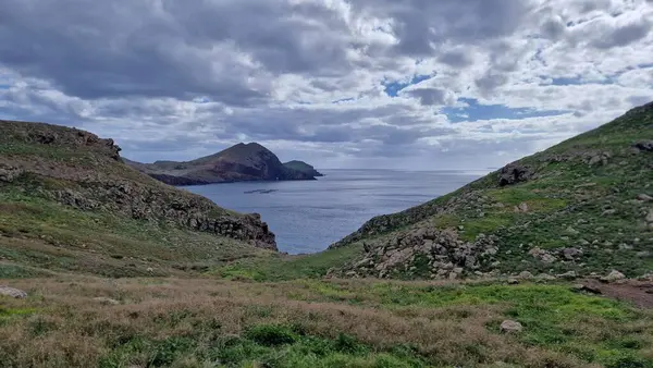 마데이라 세인트 Saint Laurent Peninsula Madeira Island 험준한 절벽과 아름다운 로열티 프리 스톡 사진