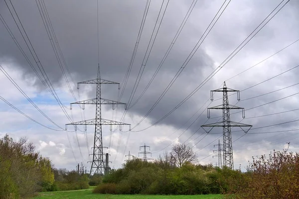 güç alanını pilon