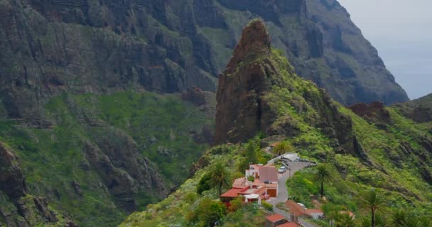 Aldeia Montanha Cânion Masca Tenerife Canarias Espanha Ruas Casas Perto — Vídeo de Stock