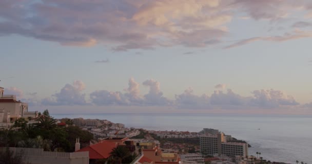 Vista Del Puerto Santiago Con Edificio Típico Tenerife Islas Canarias — Vídeos de Stock