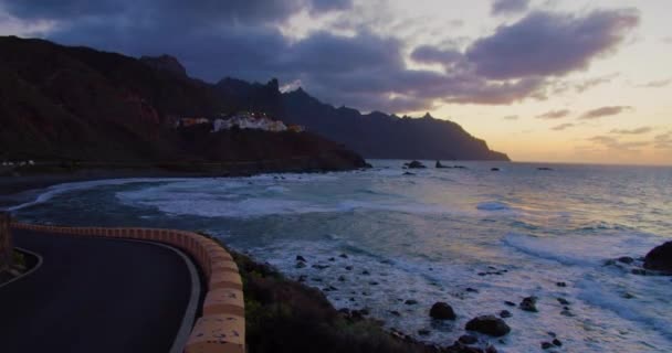 Pequeño Pueblo Marinero Largo Costa Española Costa Costa Tenerife Islas — Vídeos de Stock