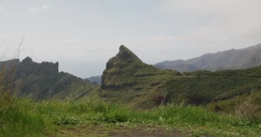 Masca Boğazı ve İspanya 'nın Kanarya Adaları' ndaki Tenerife Adası 'ndaki köy..