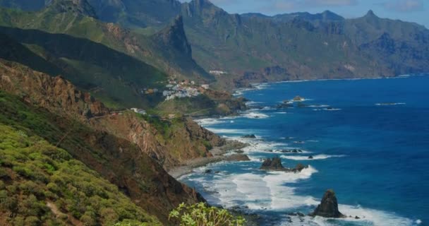 로키해 테네리페 북쪽의 해안선 아름다운 카나리아가 스페인 시간이야 — 비디오
