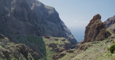 Masca Boğazı ve İspanya 'nın Kanarya Adaları' ndaki Tenerife Adası 'ndaki köy.