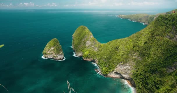 Kelingking Strand Nusa Penida Indonesia Verbazingwekkend Oceaanlandschap Met Groene Klif — Stockvideo