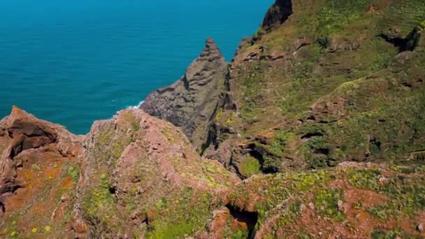 Montagne Vulcaniche Sulla Costa Blu Dell Oceano Tenerife Vista Aerea — Video Stock