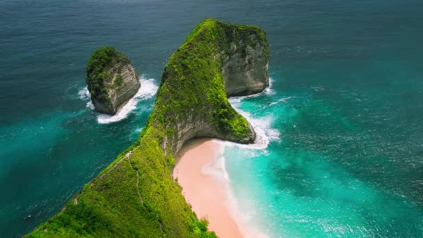 Vista Aérea Playa Kelingking Isla Nusa Penida Bali Famoso Monumento — Vídeo de stock