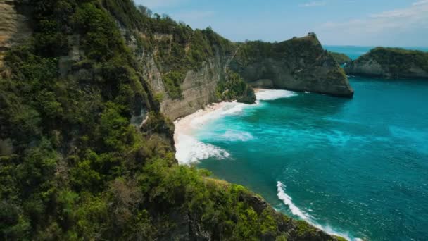 Plaja Nisip Alb Nusa Penida Bali Indonezia Oceanul Valuri Coasta — Videoclip de stoc