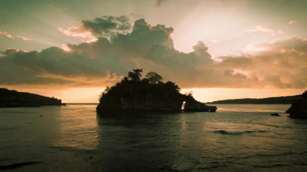 Calma Paisagem Marinha Nusa Penida Island Bali Pôr Sol Costa — Vídeo de Stock