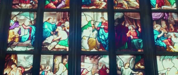 Eventos Históricos Bíblicos Quadros Coloridos Vitrais Catedral Arte Antiga Igreja — Vídeo de Stock