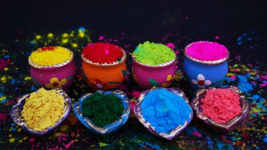 Holi Festivali Kutlaması için Renkli Pudra Pigmentleri