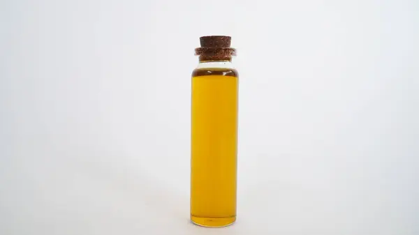 Ashwagandha Kuru Kök Şifalı Bitki ve Taze Yapraklar, Withania Somnifera, Ashwagandha, Indian Ginseng, Poison Gooseberry, veya Winter Cherry olarak da bilinir..