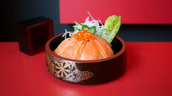 Salmon Donburi Combined Japanese Dish Salmon Rice Vegetables — Φωτογραφία Αρχείου