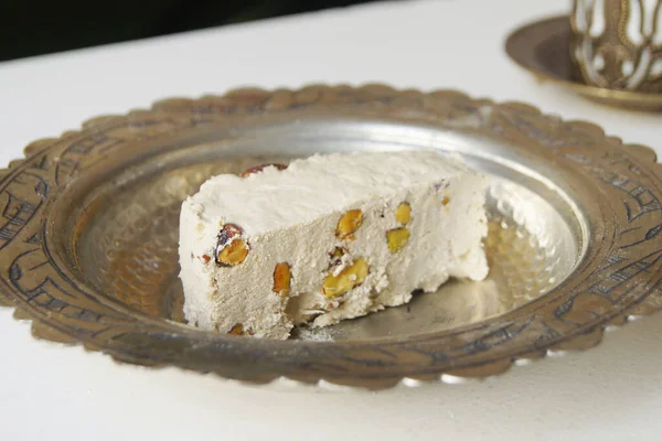 Halva Arabic Sweet Consists Paste Based Sunflower Semolina Sesame — 图库照片