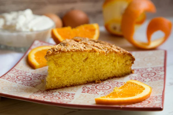 Orange Sponge Cake Yogurt —  Fotos de Stock