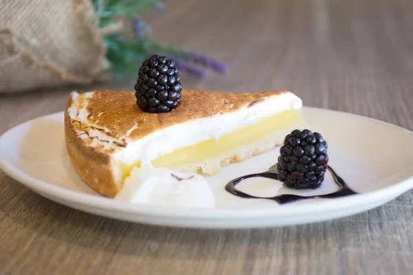 Lemon Pie or Lemon tart is a tart formed by a shortcrust pastry or puff pastry base that is filled with lemon cream. This pie is often topped with a meringue, resulting in lemon meringue pie.