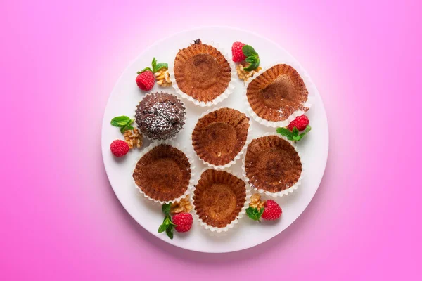 Muffin Cioccolato Con Gocce Cioccolato All Interno — Foto Stock