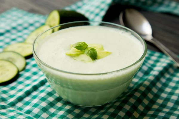 Sopa Fría Verano Con Pepino Yogur Menta — Foto de Stock