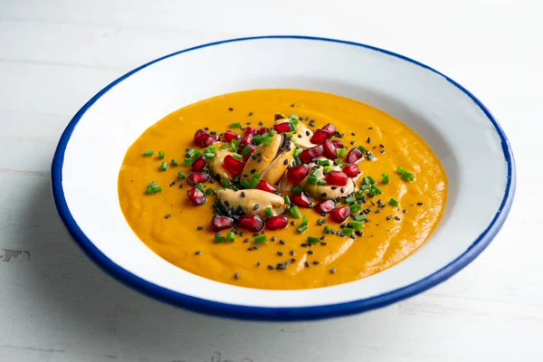 Sopa Tomate Cremosa Com Mexilhões — Fotografia de Stock
