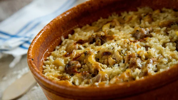 Gebackener Reis Mit Huhn Traditionelle Spanische Paella — Stockfoto