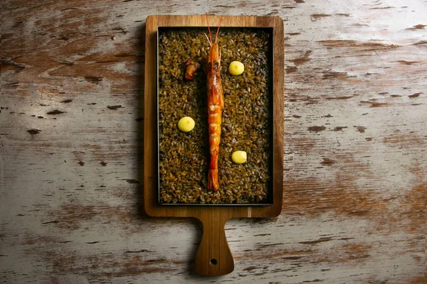 Traditionelle Spanische Paella Mit Meeresfrüchten Wie Rote Garnelen Muscheln Baby — Stockfoto