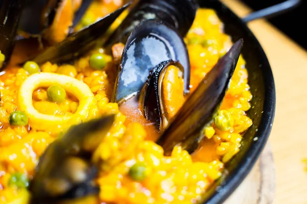 Traditional Spanish Paella Seafood Red Shrimp Mussels Baby Squid — Stock Photo, Image
