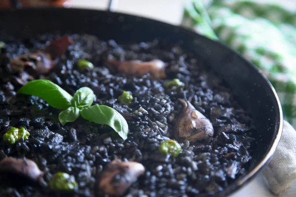 Traditional Spanish Black Paella Seafood Made Squid Ink — Stock Photo, Image