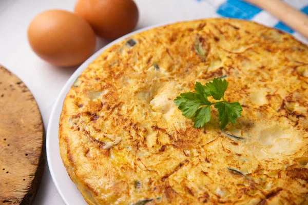 Spansk Omelett Med Zucchini Omelett Till Vilken Hackad Potatis Tillsätts — Stockfoto