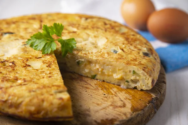 Spanyol Omleti Kabaklı Bir Omlet Içine Patates Dilimleri Eklenir Spanyol — Stok fotoğraf