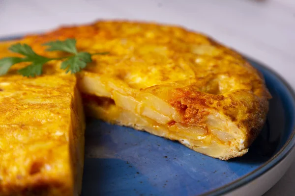 Spanisches Omelett Mit Chorizo Ist Ein Omelett Dem Gehackte Kartoffeln — Stockfoto
