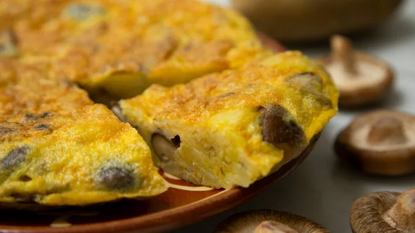Spanish Omelette Japanese Shitake Mushrooms Omelette Which Chopped Potatoes Added — Stock Photo, Image