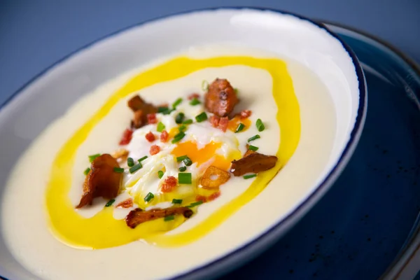 stock image Potato cream with mushrooms and poached egg.