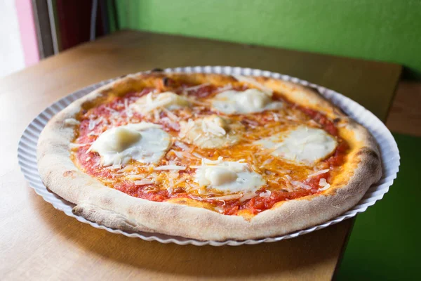 Bufala Mozzarella Pizza Neapolitan Pizza Made Tomato Sauce Mozzarella Cheese — Stock Photo, Image