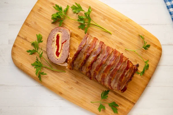 Жареное Мясо Завернутое Бекон Фаршированное Тортильей Перцем — стоковое фото