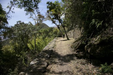 Choquequirao kalıntıları, Peru 'daki İnka arkeolojik alanı, Machu Picchu' ya benzer yapı ve mimari yapıda..