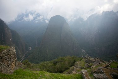 Peru 'nun kutsal vadisinde Machu Picchu şehrinin antik İnka kalesinin ayrıntıları..