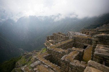 Peru 'nun kutsal vadisinde Machu Picchu şehrinin antik İnka kalesinin ayrıntıları..
