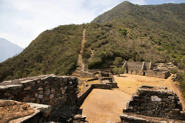 Ruiny Choquequirao Inkaskiego Stanowiska Archeologicznego Peru Podobnego Pod Względem Struktury — Zdjęcie stockowe