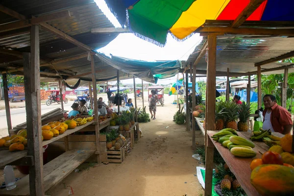 Yurimaguas Peru Oktober 2022 Leverantörsstånd Den Centrala Livsmedelsmarknaden Yurimaguas Den — Stockfoto